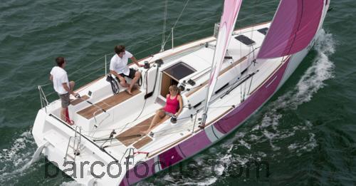 Beneteau First 30 JK ficha tecnica